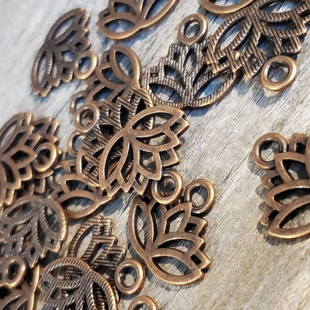 Antique Copper Open Lotus Flower Zen Garden Yoga 15x17mm Charms Pendants 10 pcs